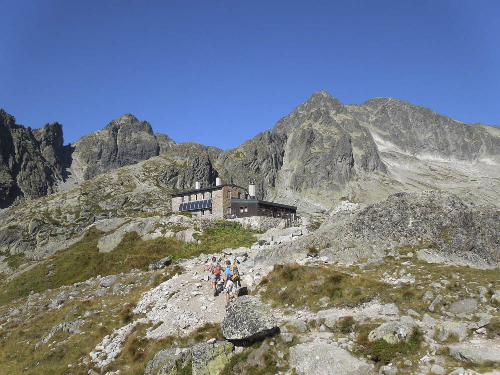 eryho_chata_mountain_hut_view